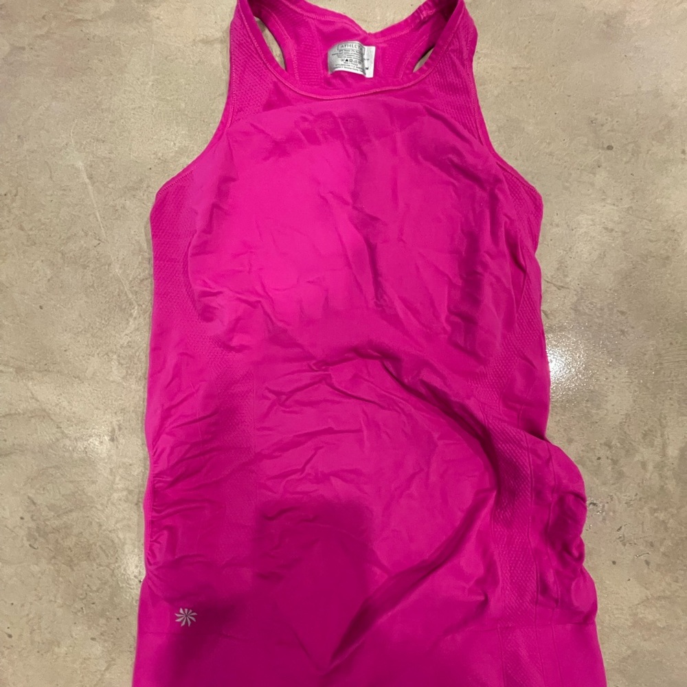 Athleta Finish Fast tank top size medium